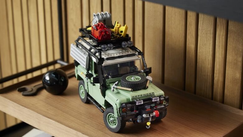 Lego Icons lanza un set del Defender 90 clásico